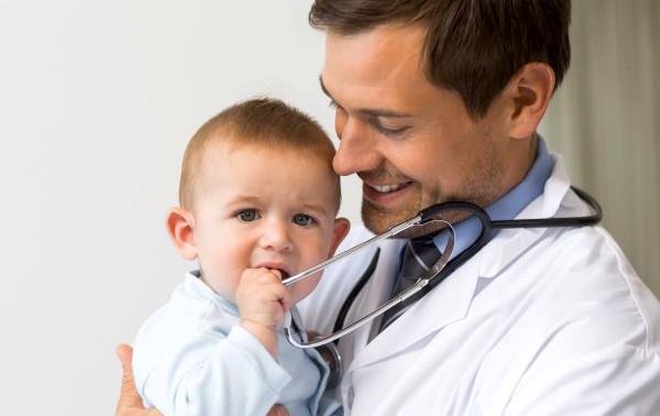 Cómo elegir al pediatra