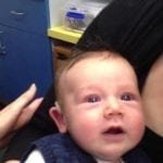 La reacción de un bebé que oye por primera vez emociona a YouTube