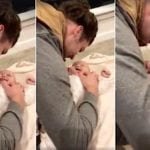 ¿Cosquillas y tartamudez? Criticaron duramente a un padre por hacerle cosquillas a su bebé